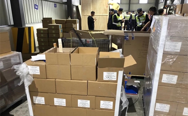 【萬享進口供應鏈8月銷冠--張佳佳】人生在勤，不索何獲