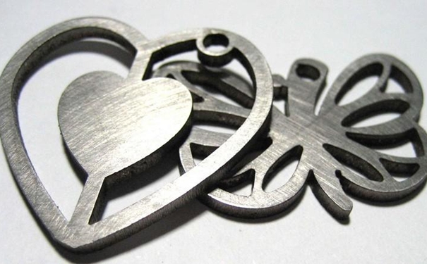 進(jìn)口金屬制品報關(guān) 進(jìn)口金屬制品報關(guān)一般貿(mào)易產(chǎn)生的費(fèi)用.jpg