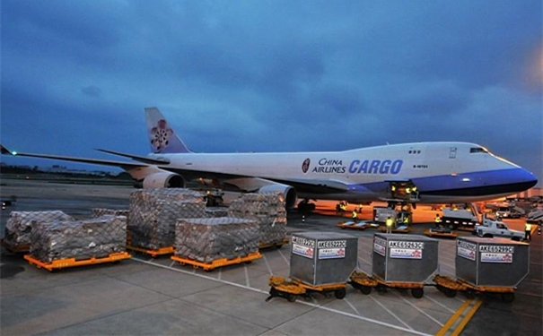 上?？者\(yùn)進(jìn)口報(bào)關(guān)公司