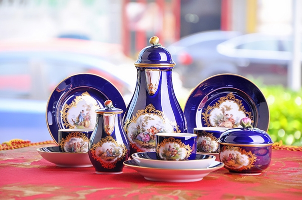 瓷器進(jìn)口清關(guān) 瓷器進(jìn)口清關(guān)一定要了解的知識(shí)_副本.jpg