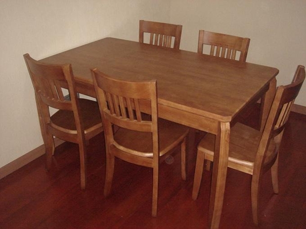 1638263110932559.jpg 上海進(jìn)口二手家具報(bào)關(guān)_副本.jpg